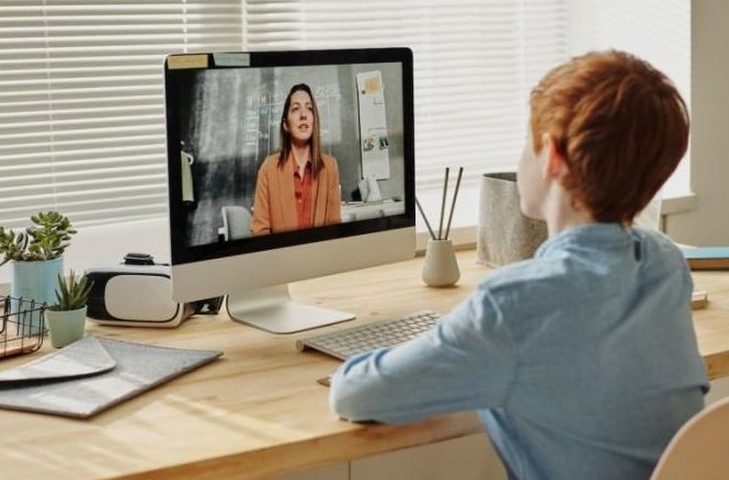 Eduqat dan Stripe dukung edukator Indonesia