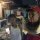 Evakuasi Dramatis King Cobra 3,5 Meter yang Bersembunyi di Bawah Mobil Warga Watulimo