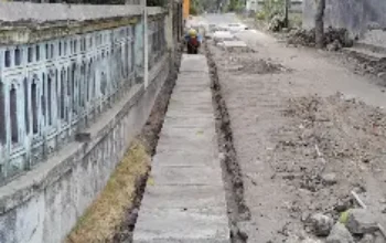 Warga Soroti Pembangunan Drainase di Tanjungsari, Galian Diminta Tak Ganggu Pagar Rumah