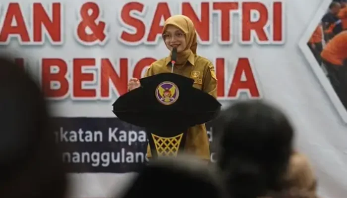 Gebrakan Mbak Wali Dorong Kesiapsiagaan Bencana, Gandeng BNPB dan DPR RI, Libatkan Ratusan Santri Kediri