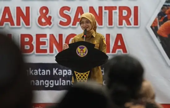 Gebrakan Mbak Wali Dorong Kesiapsiagaan Bencana, Gandeng BNPB dan DPR RI, Libatkan Ratusan Santri Kediri 1 Gebrakan Mbak Wali Dorong Kesiapsiagaan Bencana Gandeng BNPB dan DPR RI Libatkan Ratusan Santri Kediri