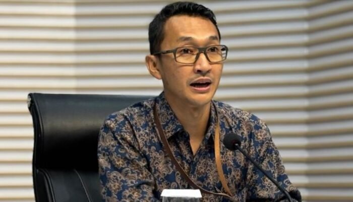 Geledah Kediaman Robert Bonosusatya, KPK Sita Miliaran Rupiah dan Valuta Asing Terkait Kasus Rita Widyasari