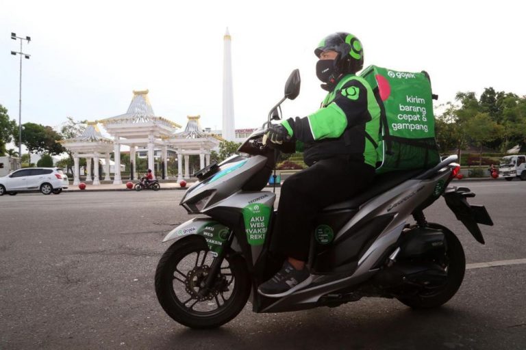 GoTo Gojek Tokopedia Lakukan PHK Massal 1300 Karyawan