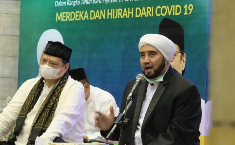 Hadiri Shalawat, Airlangga-Ulama Gemakan Doa Akhiri Pandemi Covid