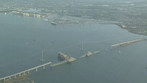 Heboh! Jembatan Runtuh di Baltimore Akibat Tabrakan Kapal Kontainer