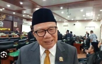 Husni Tahir Hamid, Ketua Komisi I DPRD Kabupaten Trenggalek