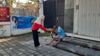 Peduli, Gerakan Berbagi Indonesia Hebat Indonesia Sehat Bagikan Sembako dan Makanan