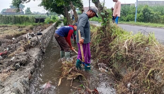 Petani di Tosaren Kota Kediri Lega, Rehab Saluran Irigasi Rampung dikerjakan PUPR Setempat