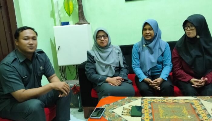 Menu MBG Telur Mentah untuk Tiga Hari? Sekolah dan SPPG Saling Bantah, Publik Gerah