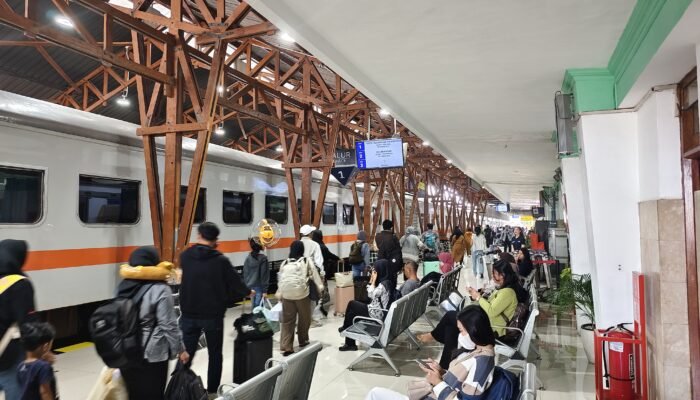Tambah KA Brantas Siapkan Lonjakan Penumpang Selama Nataru 2025/2026