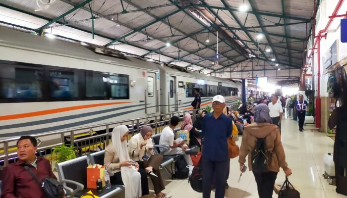 Penumpang Kereta Api Tumbuh 9 % Pada Nataru 2025/2026, Humas KAI: Ini Tren Positif Bila Angkutan Penumpang Api Jadi Pilihan Utama
