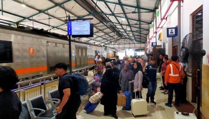 Arus Balik Libur Nataru 2025/2026, Berikut Beberapa Stasiun KA Yang Jadi Favorit Penumpang