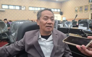 Pemecatan Massal Outsourcing Kota Blitar: Ganggu Pelayanan Publik, Ketua DPRD Kritik Keras Sampai Nyetir Sendiri