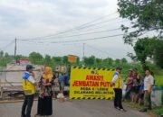 Jembatan Banggle-Sawentar Ambrol, Dinas PUPR Kabupaten Blitar Gerak Cepat Lakukan Penanganan