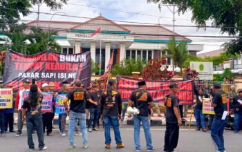 Ratusan Massa GPI Demo PN Blitar, Soroti Dugaan Rekayasa Hukum