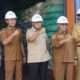 DPR RI Endro Hermono Bersama Bupati dan Wakil Bupati Blitar Kunjungi Bulog Dan Pabrik Pembenihan Jagung 