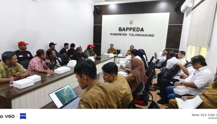 Rapat Konsolidasi Penanganan Jalan Lingkar Wonorejo, Bappeda Tulungagung Ajak Seluruh Pihak Bersinergi