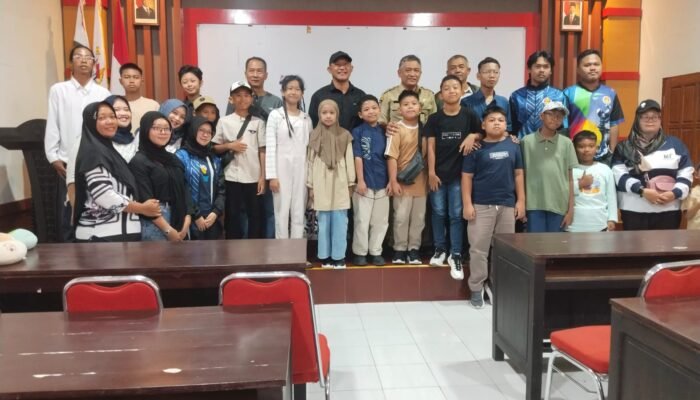 Atlet Catur Kota Blitar Berangkat ke Kejurprov Bermodal Swadaya Orang Tua