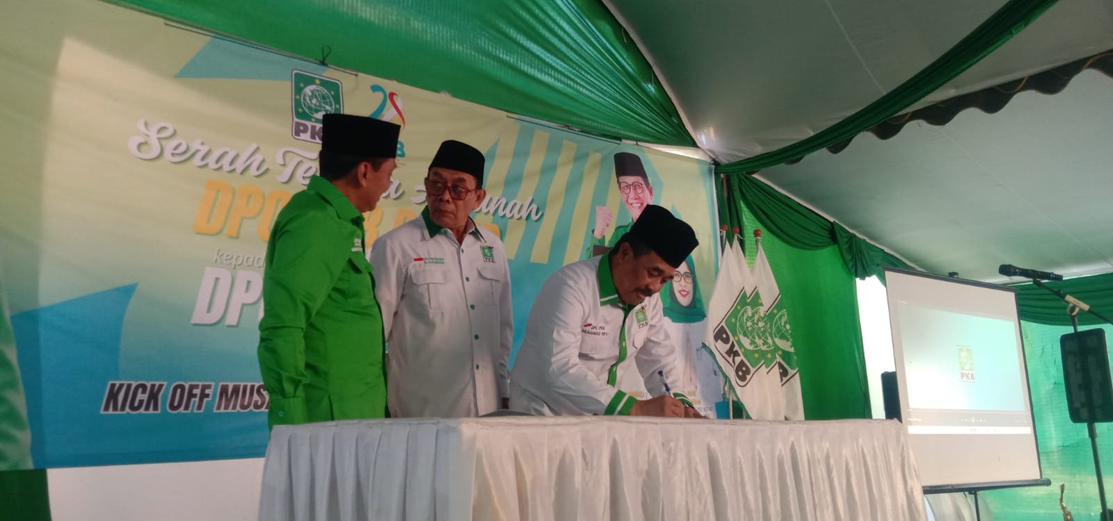 Nahkodai PKB Blitar hingga 2031, M. Rifa'i Targetkan 14 Kursi DPRD dan Gandeng Anak Muda 1 IMG 20260710 WA0024
