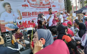Ribuan Warga Padati CFD Kota Blitar, Ratusan Meter Merah Putih Warnai Semarak Agustusan