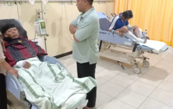 Terperosok Limbah Blotong RMI, Dua Warga Blitar Terbakar