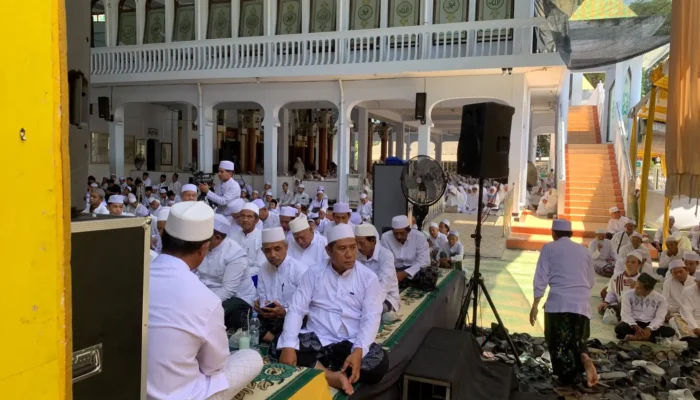 Ribuan Jamaah Padati Masjid Agung Blitar, Pesan untuk Pemerintah Mengemuka dalam Haul Masyayikh