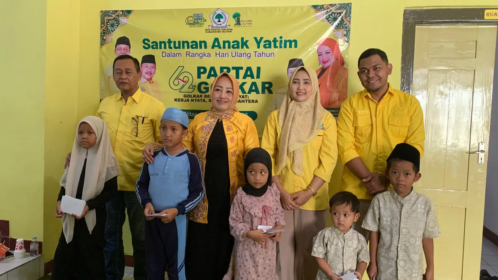 HUT ke-62 Golkar Kabupaten Blitar: Berbagi dengan Anak Yatim, Bersiap Menambah Kursi DPRD 1 IMG 20261020 WA0028