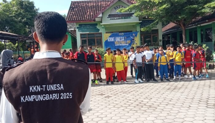 KKN-T UNESA Gelar Event Volleyball Cup Tingkat Pelajar Di SDN 1 Kampungbaru, Kades Kampungbaru Beri Apresiasi