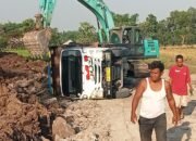 Hari Pertama Pengurukan, Dump Truck Nggoling Di Lokasi Garapan Milik PT Sreya Sewu Indonesia,Ini Penyebabnya..