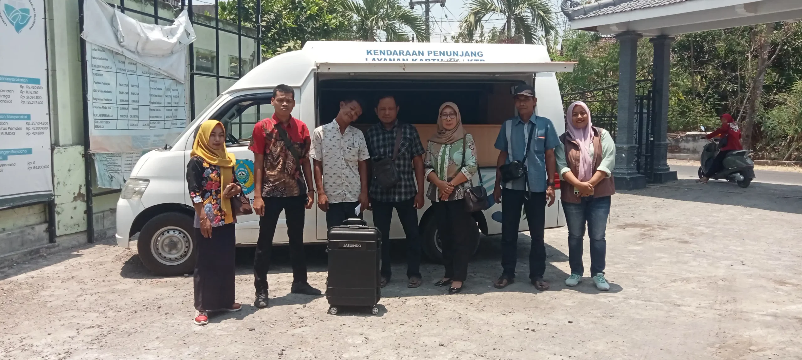 Anak Penyandang Disabilitas Mental Asal Klurahan Akhirnya Terlayani Perekaman Data Biometrik Dari Dispendukcapil 2 IMG20261008113521 scaled