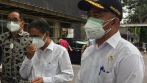 Beras Bantuan dari Bulog Mengeras Seperti  ‘Batu’ Beredar lewat Kantor Pos