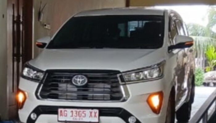 Surprise !!!!! , Mantan Perangkat Desa Di Nganjuk Hibahkan Satu Unit Mobil Gress Untuk  Masyarakat