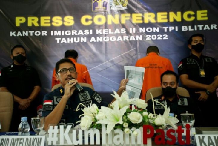 Imigrasi Blitar amankan WNA asal India karena langgar izin tinggal