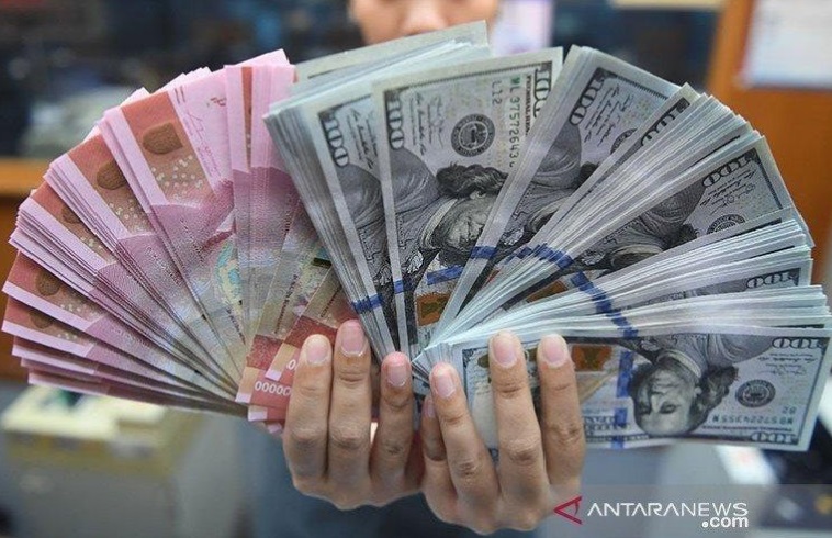 Indonesia Tertekan, Kenaikan Kasus Covid Tinggi, Rupiah Melemah