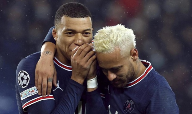 Ini Dia Alasan Mengapa PSG Larang Mbappe Berlatih!