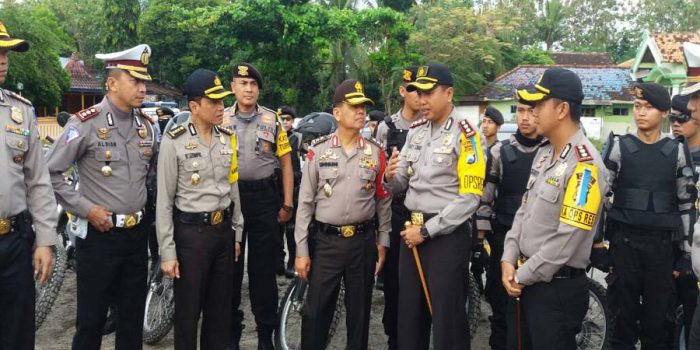 Asisten Ops Kapolri Cek Pos Perbatasan Rembang – Tuban