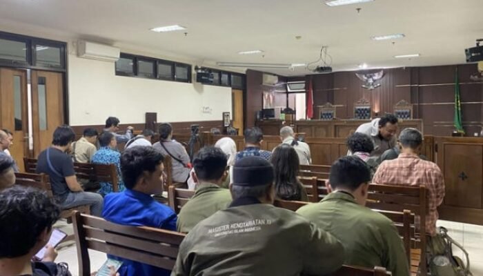 Jejak Ijazah Presiden di Ruang Sidang: Sebuah Drama Keterbukaan dan Keyakinan