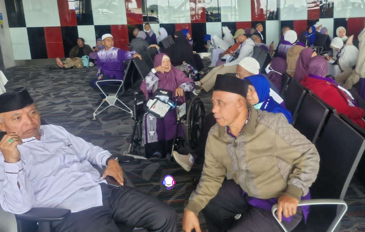 Jemaah Haji Terdampak Ancaman Bom Saudia Airlines Dievakuasi ke Hotel di Medan