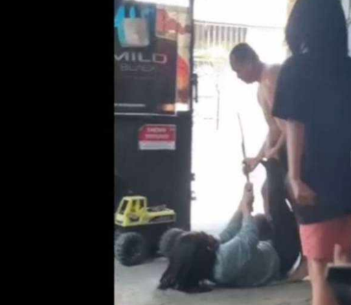 Jeritan Tak Terbayar Rp100 Ribu, Kisah Pilu KDRT di Surabaya yang Tersorot Kamera