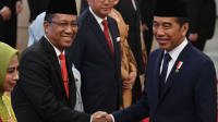 Jokowi Copot Dua Menteri PDI-P, Apa Strategi Rahasianya?