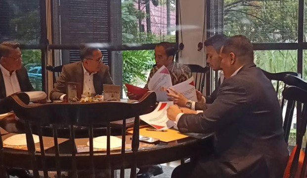 Jokowi Temui Teten Masduki, Whisnutama, dan Budi Karya, Juga Kuasa Hukum Terkait Isu Ijazah Palsu