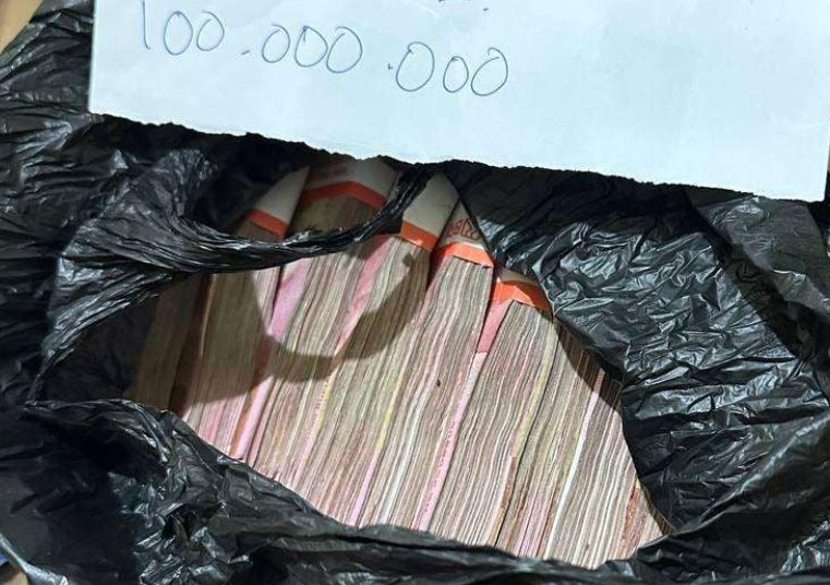 KPK Ungkap Temuan Uang Korupsi Miliaran Rupiah Dalam Karung