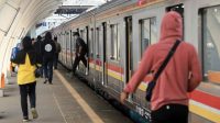 Soal Kenaikan Tarif KRL, Menhub Akan Lapor Dulu ke Luhut