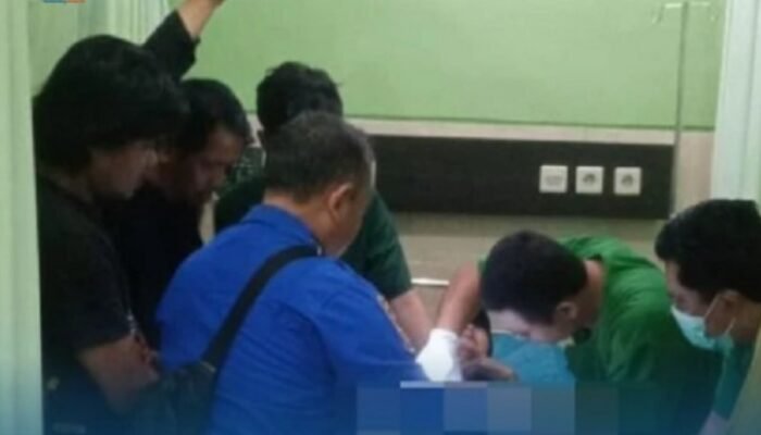 Aksi Nekat Kakek di Ngawi: Redam Hasrat dengan Pipa, Endingnya di Meja Operasi