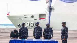 Kapal BRS KRI dr. Wahidin Sudirohusodo-991 Diserahterimakan ke TNI AL