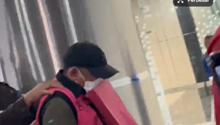 Kejagung Bongkar Jaringan 150 Buzzer: 5 Tim Terorganisir Sebarkan Disinformasi Kasus Besar!