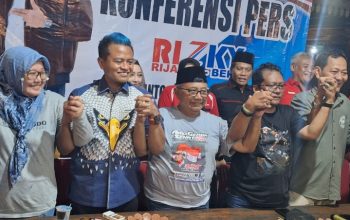 Kemenangan Wong Blitar, Rijanto-Beky Menang Telak Lawan Petahana Rini-Ghoni