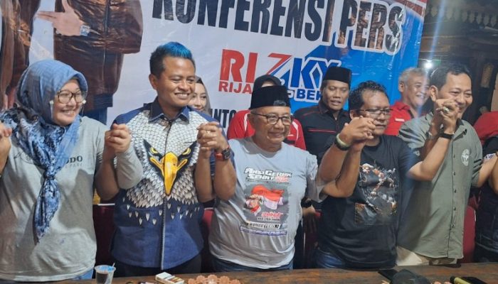 Kemenangan Wong Blitar, Rijanto-Beky Menang Telak Lawan Petahana Rini-Ghoni