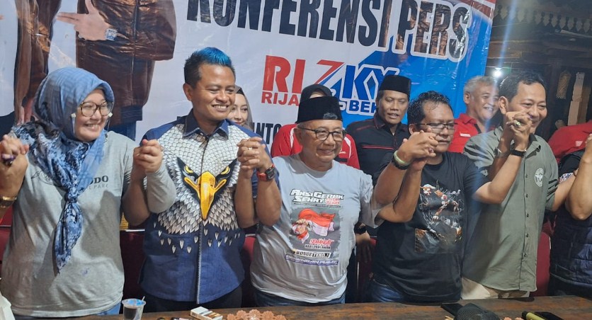 Kemenangan Wong Blitar, Rijanto-Beky Menang Telak Lawan Petahana Rini-Ghoni