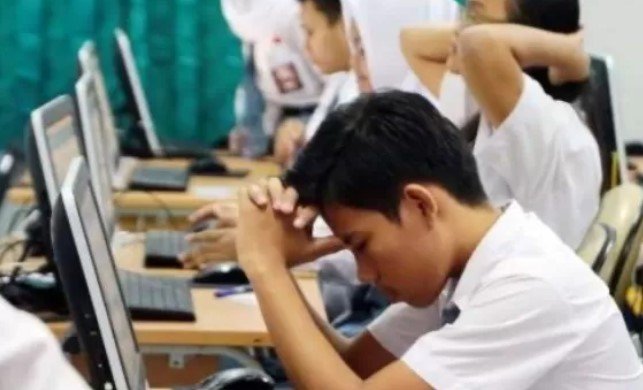 Kepala Dinas Pendidikan Jatim Ancam Copot Kepsek Nekat Gelar Wisuda Mewah SMA/SMK Negeri